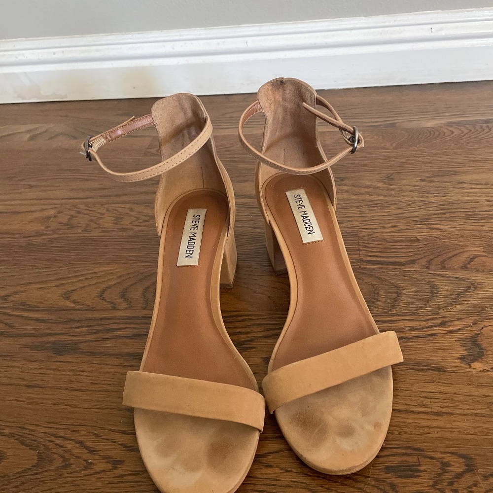 Steve Madden Tan Heels